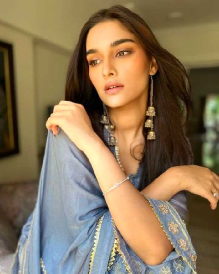 saiee_manjrekar 3